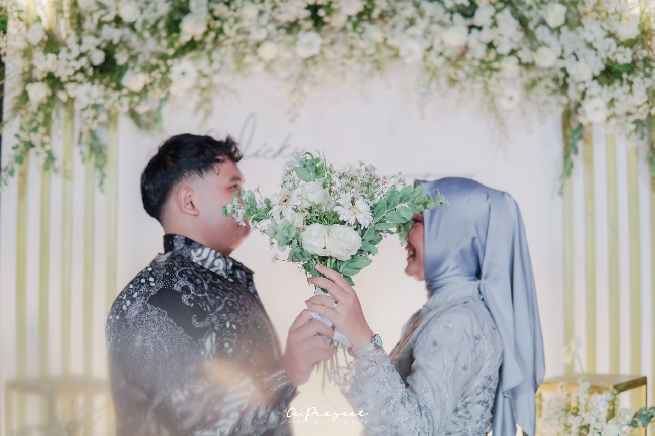 Undangan Pernikahan The Wedding Of Theo & Wicky