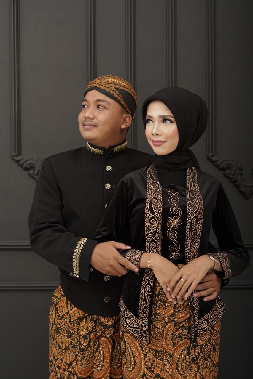 Undangan Pernikahan The Wedding Of Bela and Dendi