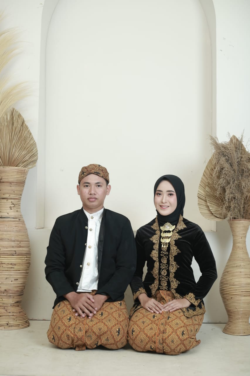 Undangan Pernikahan The Wedding Of Elly & Udin