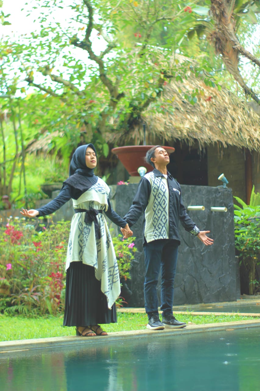 Undangan Pernikahan The Wedding of Sri & Zen