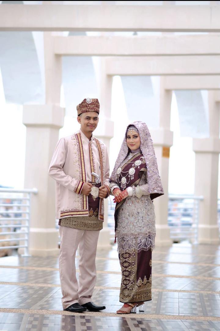 Undangan Pernikahan The Wedding of Feri & Sri