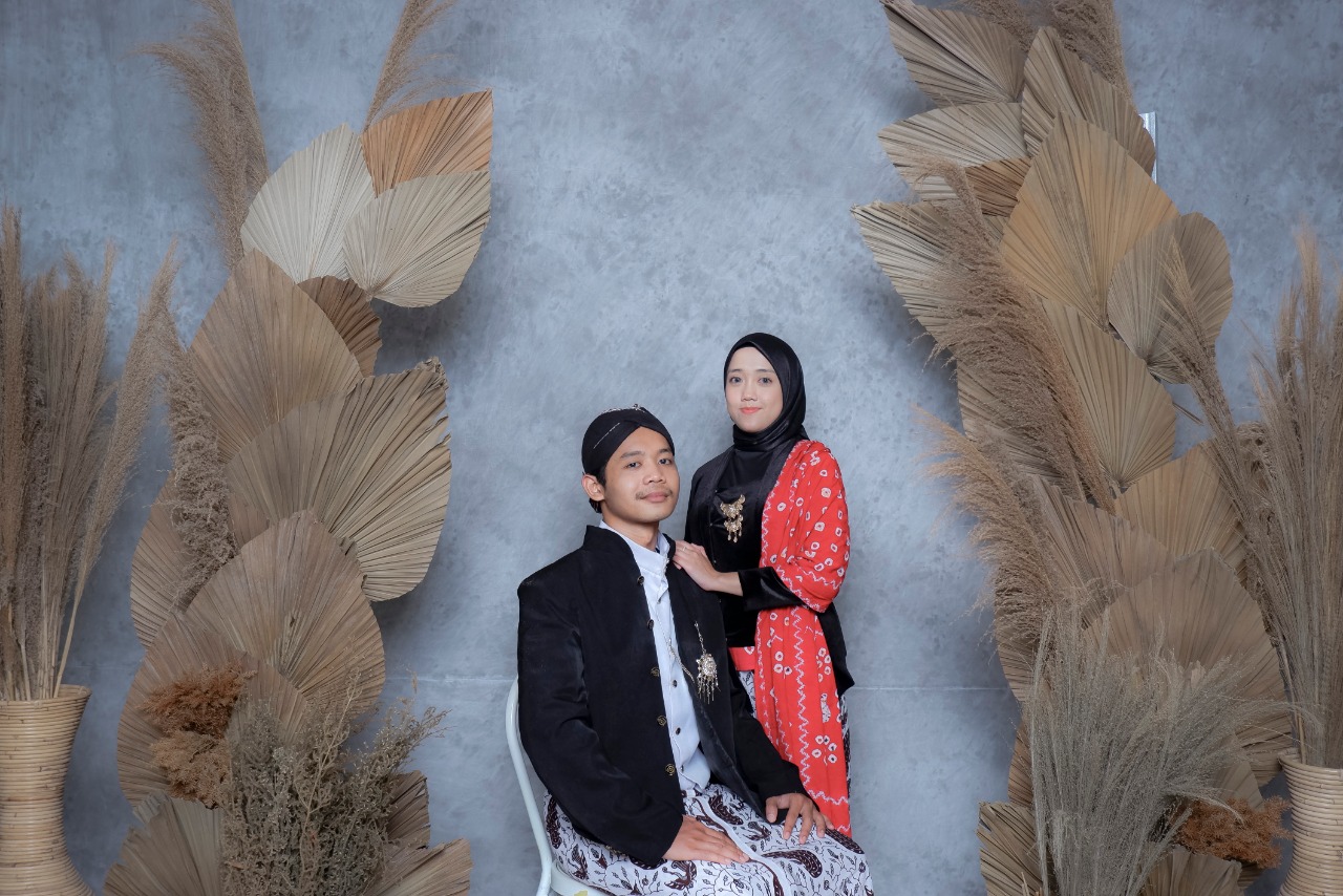 Undangan Pernikahan The Wedding Of Elvy and Azmi