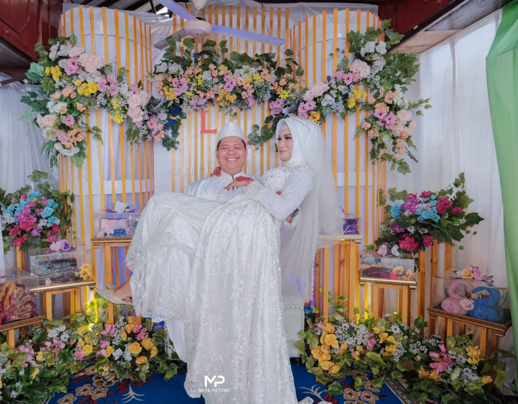 Undangan Pernikahan The Wedding Of Lucky & Fany