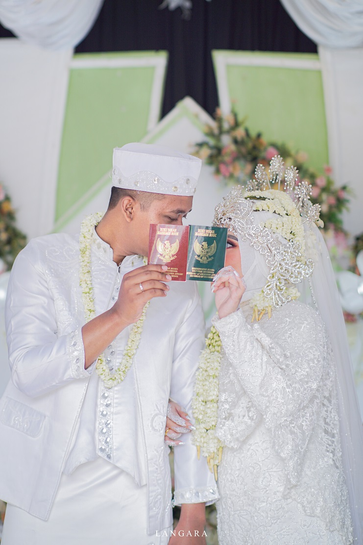Undangan Pernikahan The Wedding Of Uci & Siswo