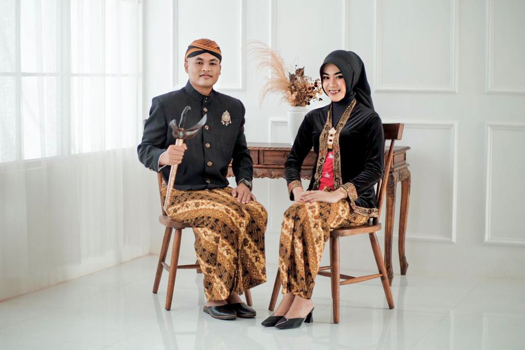 Undangan Pernikahan The Wedding of Aisah and Hirzan
