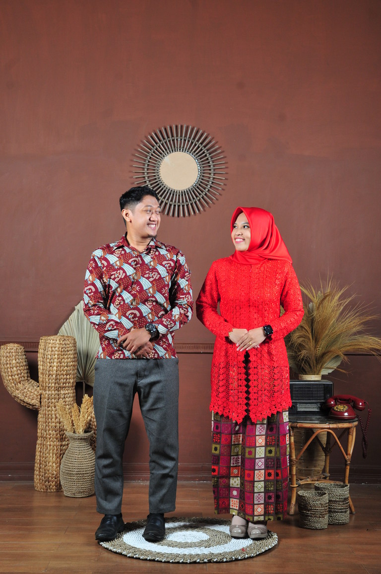 Undangan Pernikahan The Wedding Of Riri & Ekky