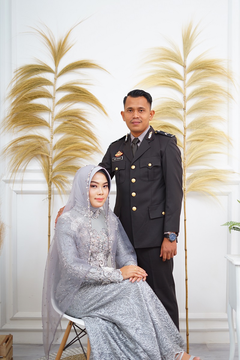 Undangan Pernikahan The Wedding Of Mora & Desi