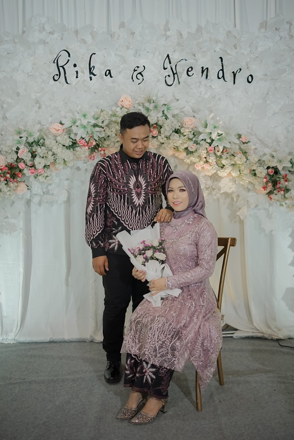Undangan Pernikahan The Wedding Of Hendro & Rika