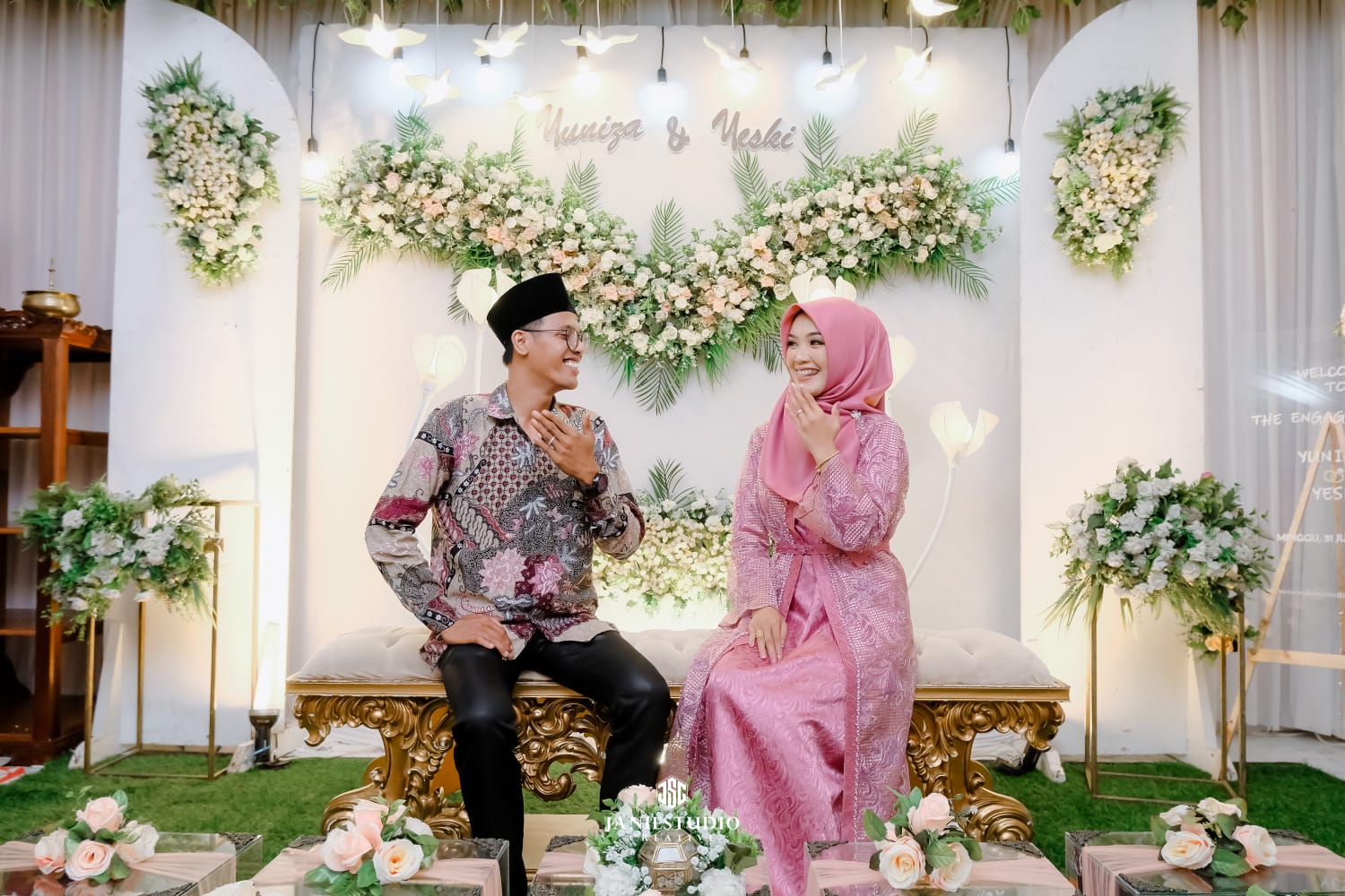 Undangan Pernikahan The Wedding of Yeski and Yuniza