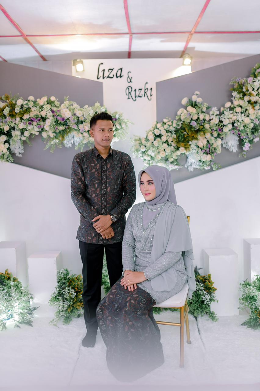 Undangan Pernikahan The Wedding Of Riski & Liza