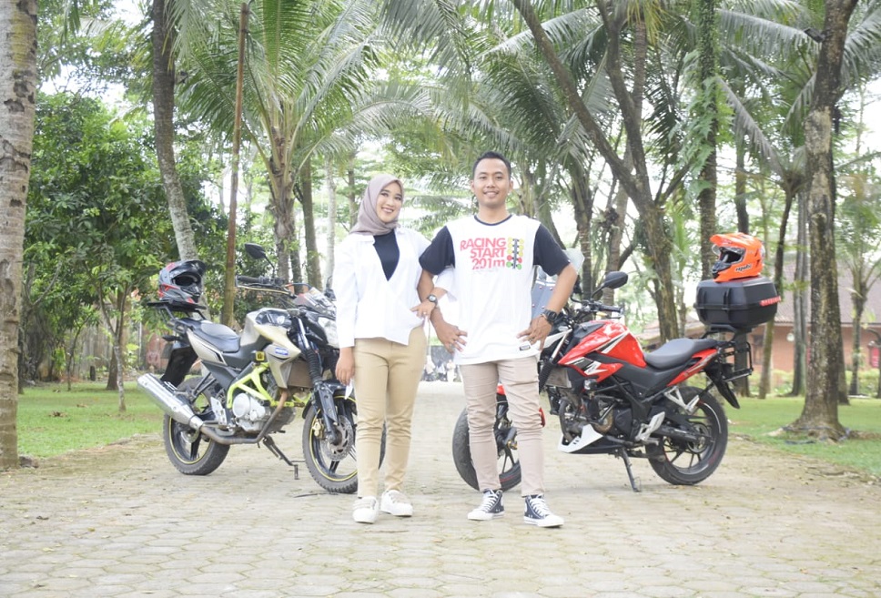 Undangan Pernikahan The Wedding Of Rendy & Memey