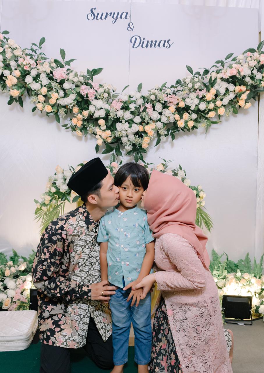 Undangan Pernikahan The Wedding Of Surya & Dimas