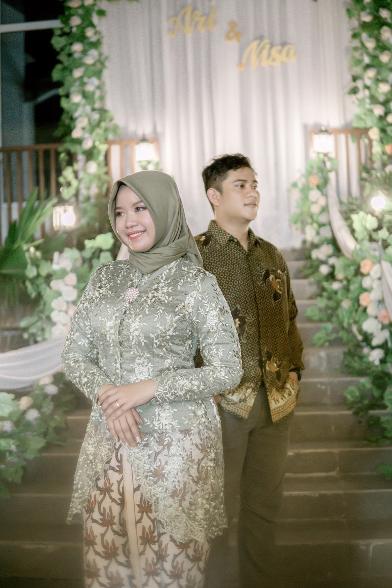 Undangan Pernikahan The Wedding Of Ari & Nisa