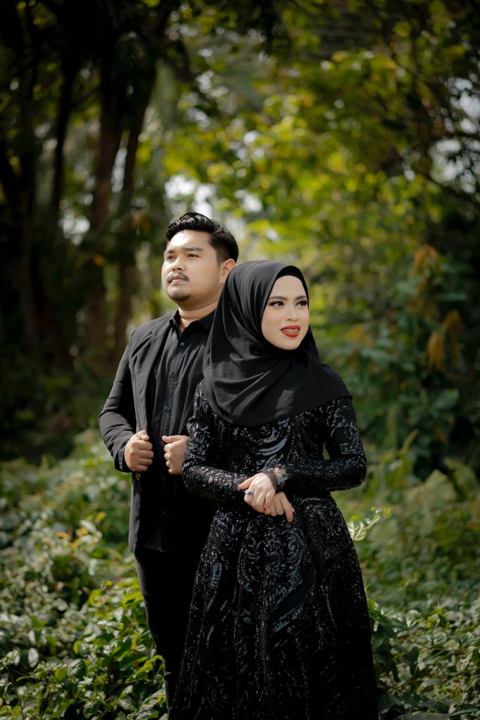 Undangan Pernikahan The Wedding Of Tri & Farhan