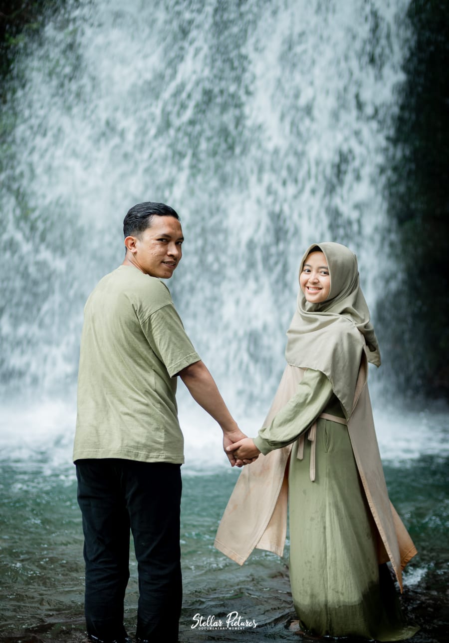 Undangan Pernikahan The Wedding of Dini and Hafiz