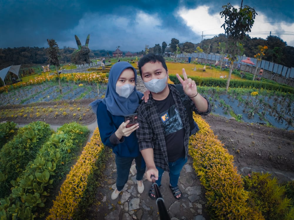 Undangan Pernikahan The Wedding Of Deby & Alif