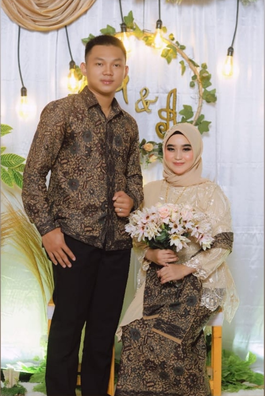 Undangan Pernikahan The Wedding Of Azizah & Alkah