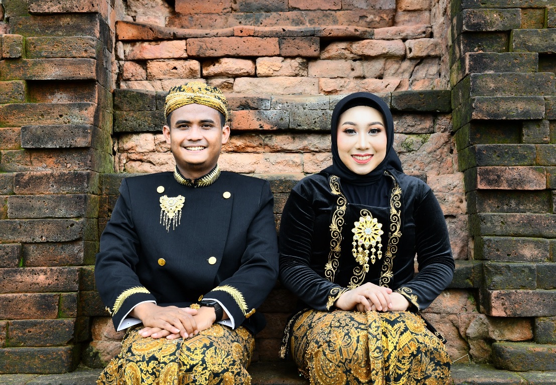 Undangan Pernikahan The Wedding Of Devvy & Robi