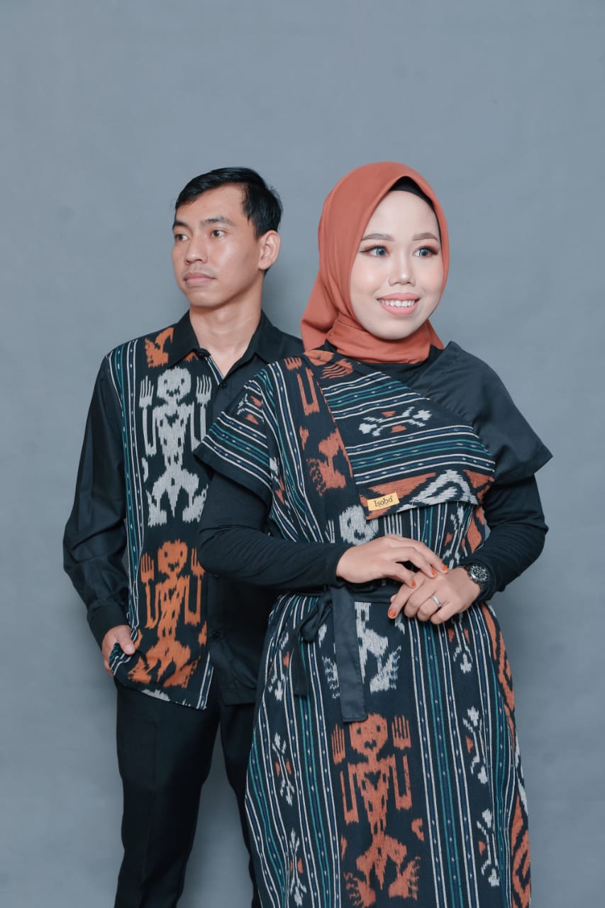 Undangan Pernikahan The Wedding of Sopi and Amat (Badai)