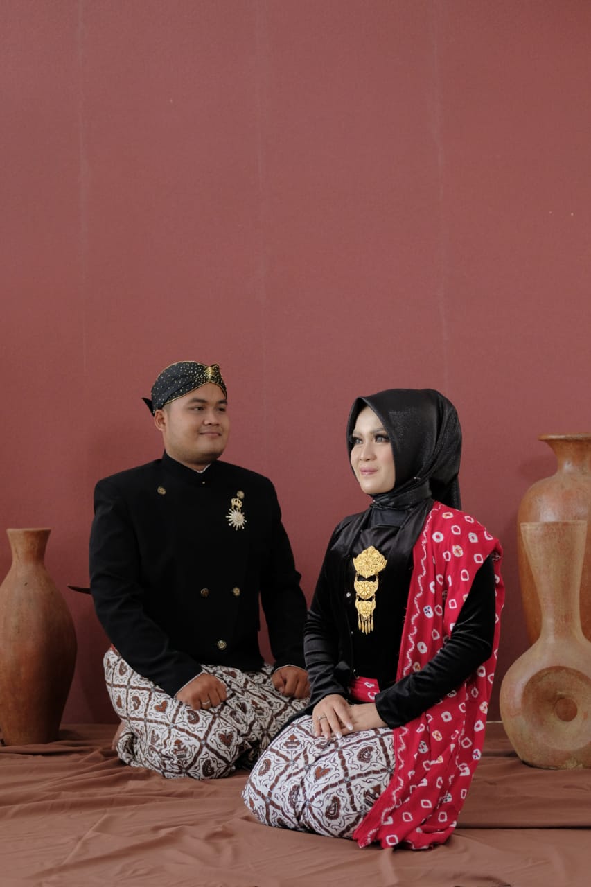 Undangan Pernikahan The Wedding Of Tutur & Devi