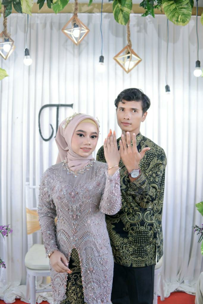 Undangan Pernikahan The Wedding Of Teguh & Herlina