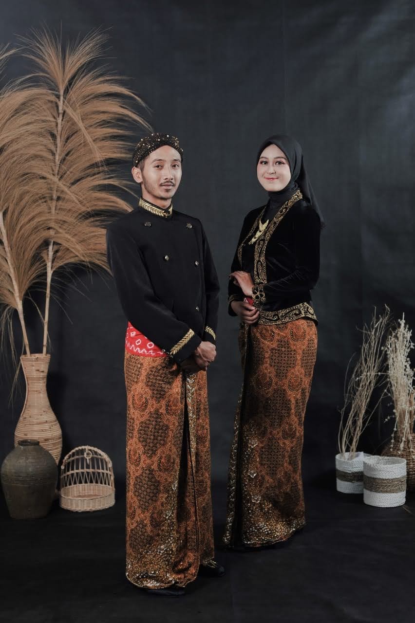 Undangan Pernikahan The Wedding of Ferly and Thoriq