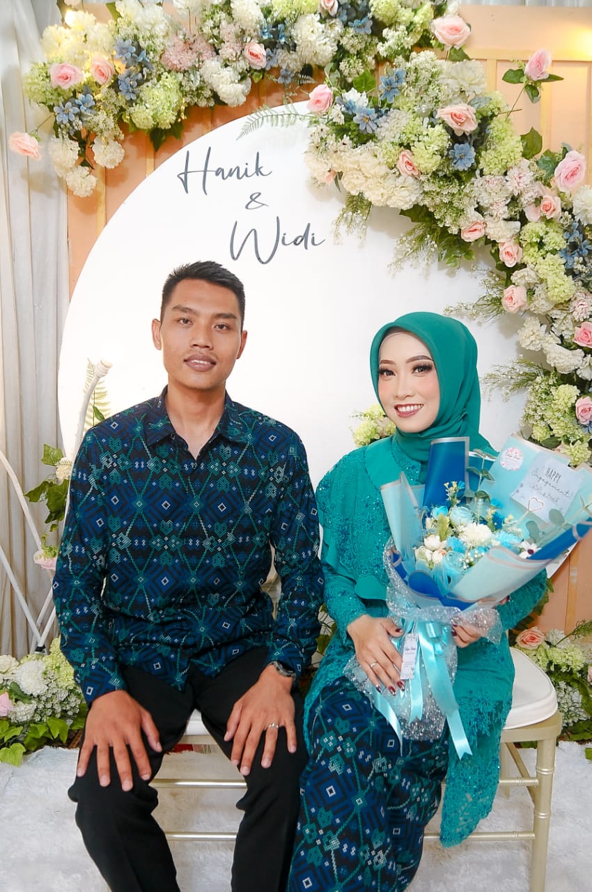 Undangan Pernikahan The Wedding of Widi and Hanik