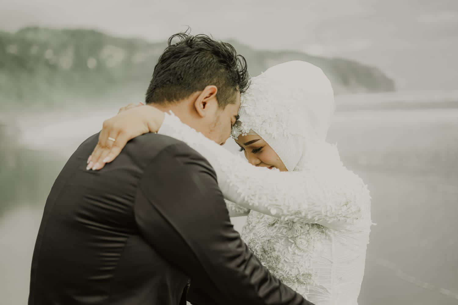 Undangan Pernikahan The Wedding Of Wathan & Risda
