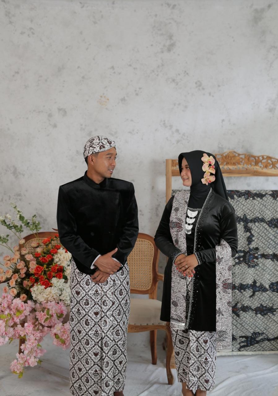Undangan Pernikahan The Wedding of Dhea and Ibnu