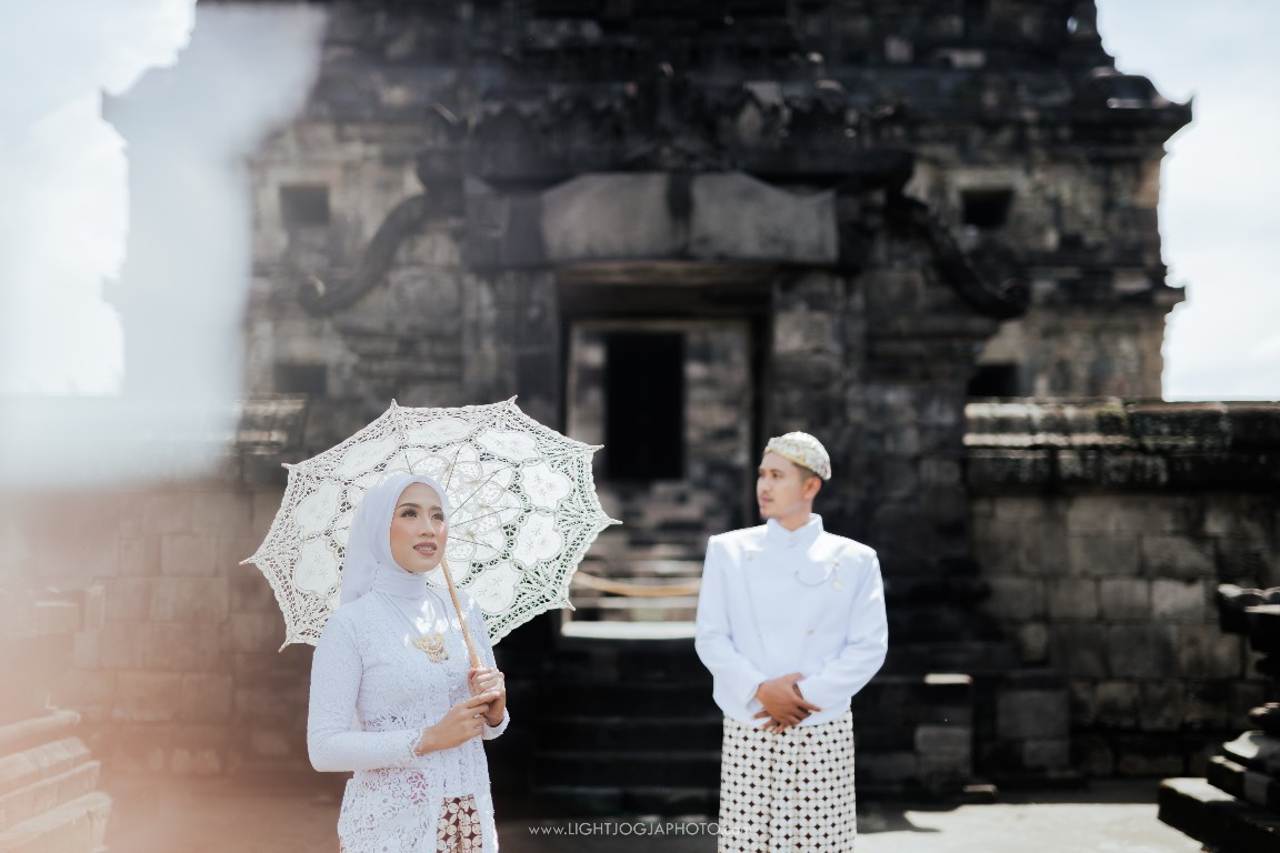 Undangan Pernikahan The Wedding Of Fajar & Vury